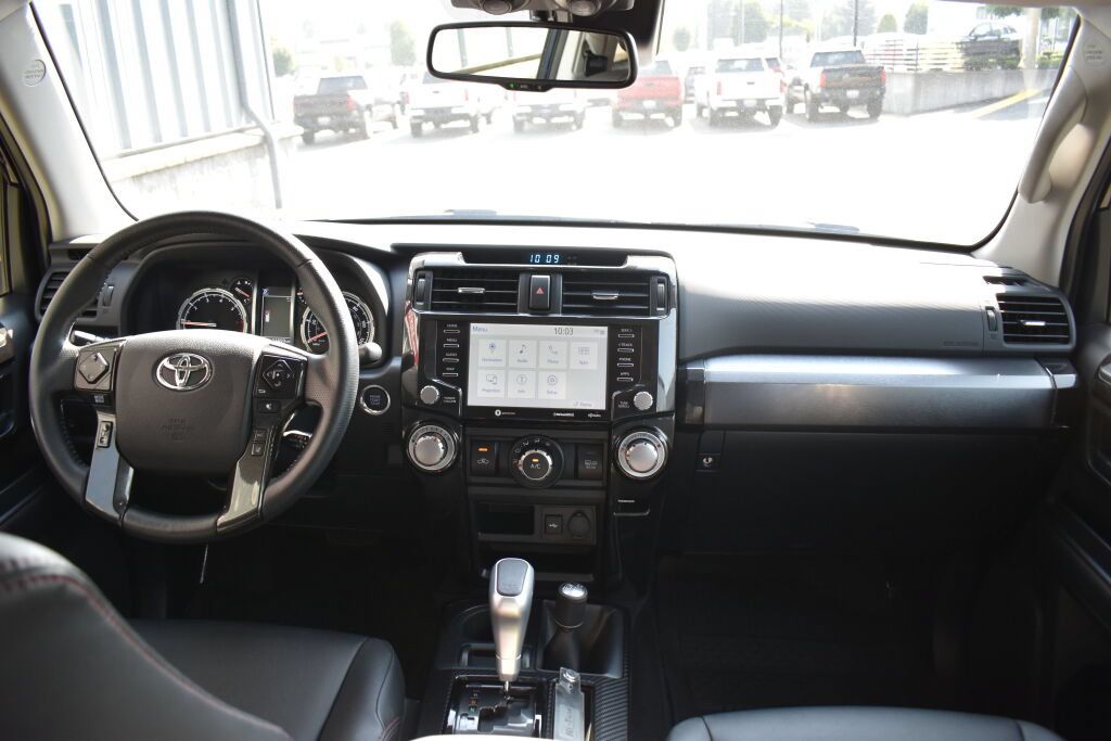Certified 2021 Toyota 4Runner TRD Off-Road Premium w/ Moonroof Package AWD/4WD image 26