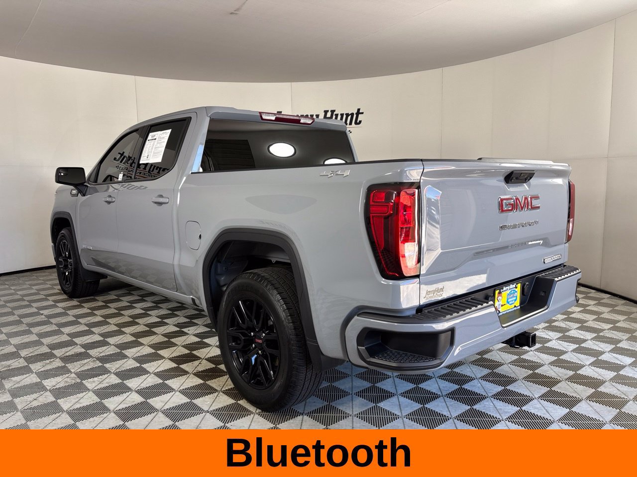 Used 2024 GMC Sierra 1500 Elevation AWD/4WD image 9