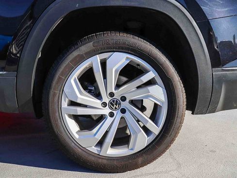 Used 2021 Volkswagen Atlas SE image 10