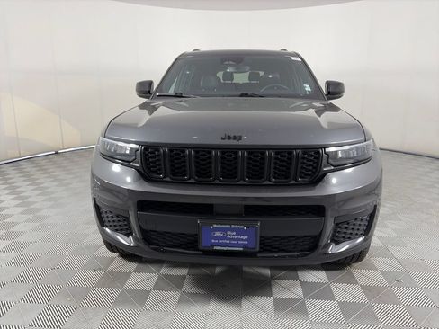 Used 2023 Jeep Grand Cherokee L Laredo AWD/4WD image 2