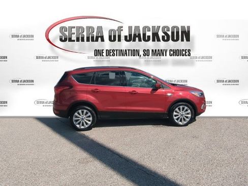 Used 2019 Ford Escape SEL FWD image 9