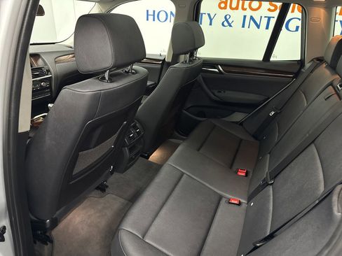 Used 2017 BMW X3 xDrive28i image 9