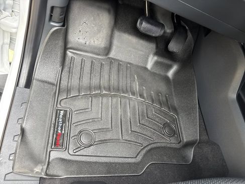 Used 2025 Ford F150 Lariat w/ Equipment Group 501A Mid image 24