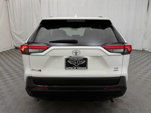 Used 2019 Toyota RAV4 LE AWD/4WD image 6