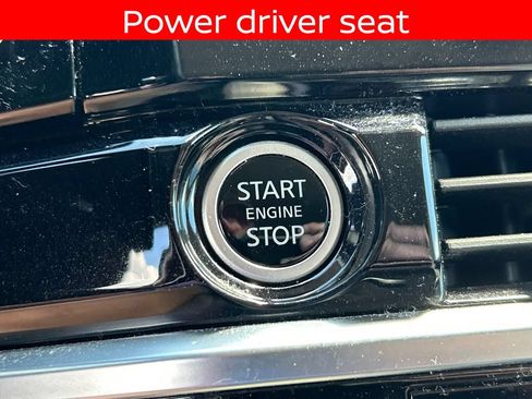 Used 2023 Nissan Pathfinder SV FWD image 21
