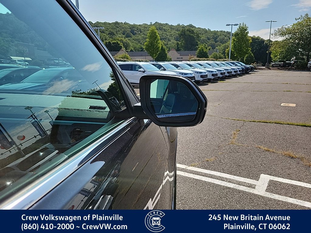 Certified 2023 Volkswagen Atlas SE w/ Panoramic Sunroof Package AWD/4WD image 35