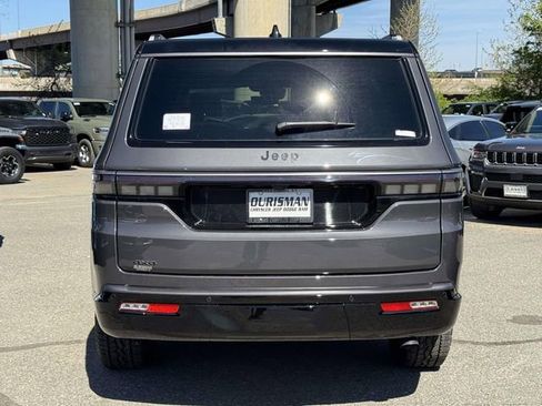 New 2026 Jeep Grand Wagoneer 4WD image 3