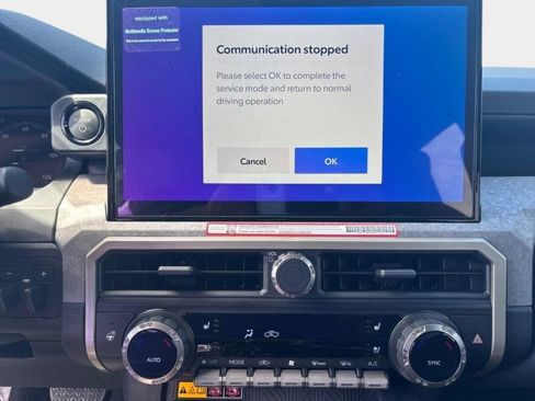 New 2025 Toyota Tacoma 4x4 Double Cab Hybrid image 17
