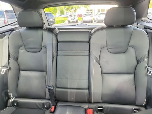 Used 2020 Volvo XC60 T5 R-Design w/ Protection Package Premier image 25