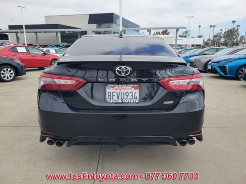Certified 2019 Toyota Camry XSE FWD image 5