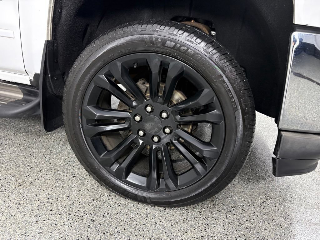 Used 2017 Chevrolet Silverado 1500 LT w/ All Star Edition AWD/4WD image 24