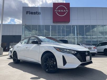 New 2025 Nissan Sentra SR w/ SR Premium Package