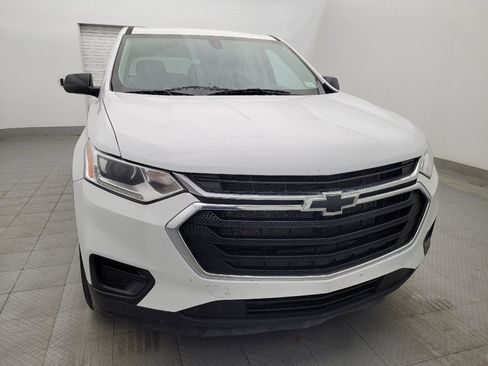 Used 2021 Chevrolet Traverse LS FWD image 14
