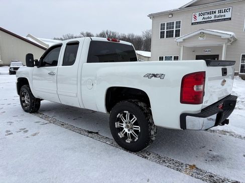 Used 2011 Chevrolet Silverado 1500 LS image 8