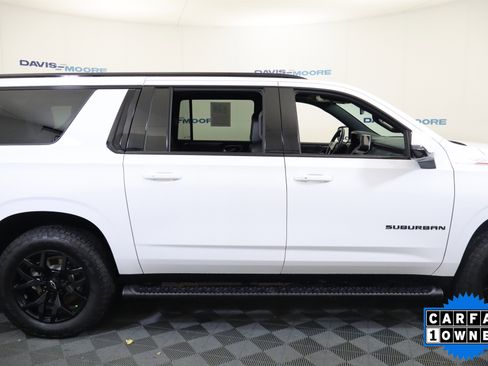 Certified 2024 Chevrolet Suburban Z71 w/ Luxury Package image 4