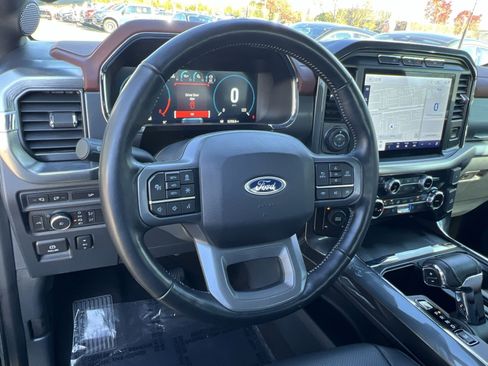 Certified 2022 Ford F150 Lariat w/ Equipment Group 502A High image 16