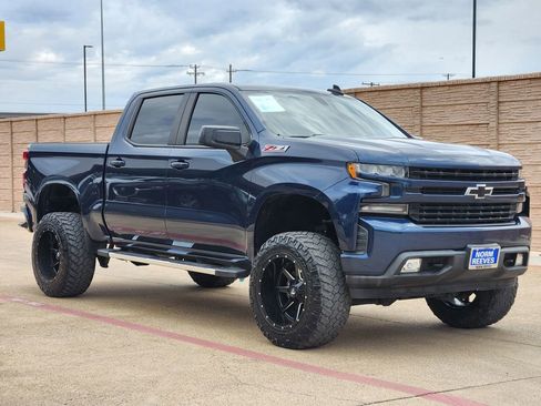 Used 2019 Chevrolet Silverado 1500 RST w/ All-Star Edition AWD/4WD image 3