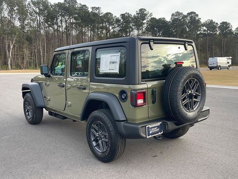 New 2026 Jeep Wrangler Sport AWD/4WD image 5