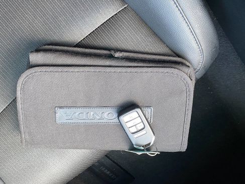 Used 2018 Honda Accord Sport image 16