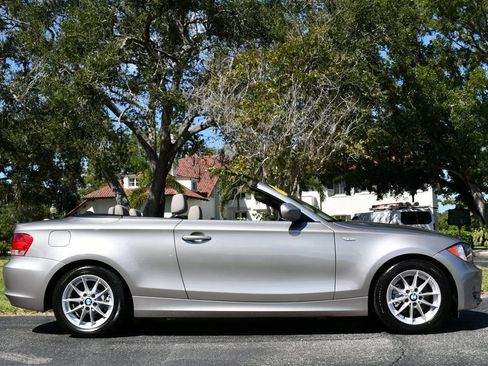 Used 2011 BMW 128i Convertible image 39