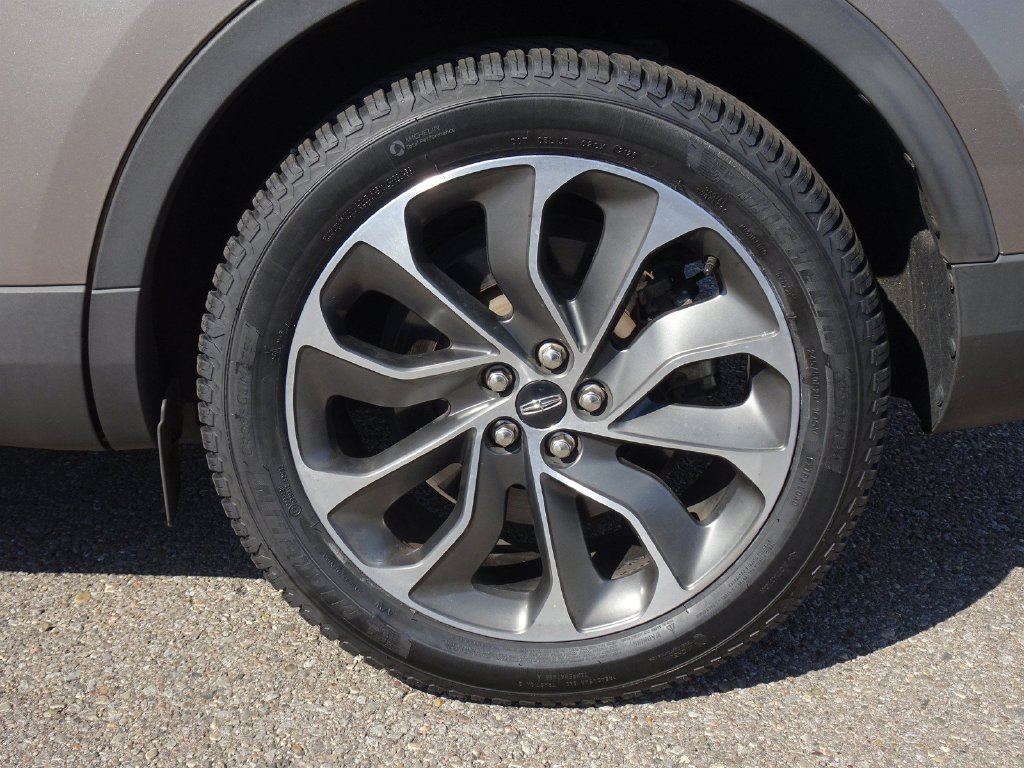 Used 2021 Lincoln Nautilus Reserve AWD/4WD image 26
