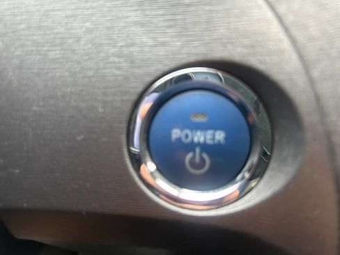 Used 2013 Toyota Prius Four FWD image 20