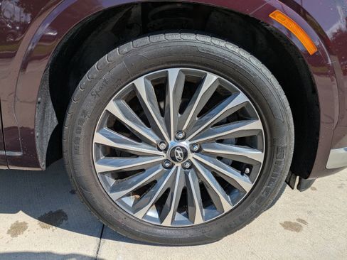 Used 2023 Hyundai Palisade Calligraphy w/ Cargo Package FWD image 9