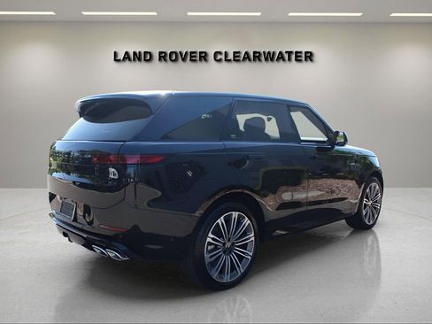 New 2025 Land Rover Range Rover Sport Dynamic SE AWD/4WD image 5