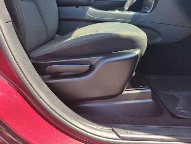 Used 2020 Jeep Grand Cherokee Laredo RWD image 33