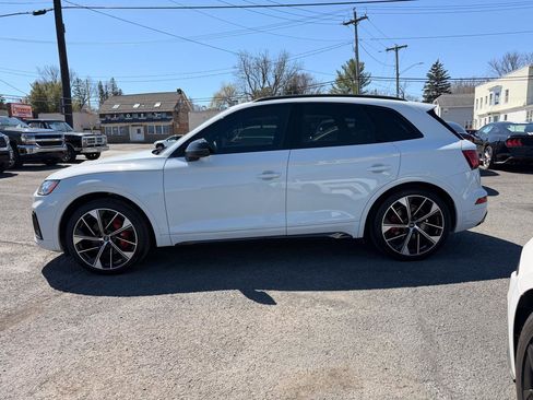Used 2021 Audi SQ5 Premium Plus w/ Premium Plus Package image 4