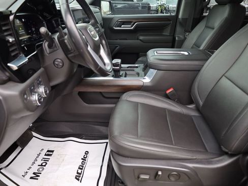 Used 2022 GMC Sierra 1500 SLT w/ SLT Convenience Package AWD/4WD image 11