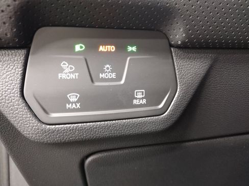 New 2026 Volkswagen Atlas Cross Sport SEL Premium R-Line image 28