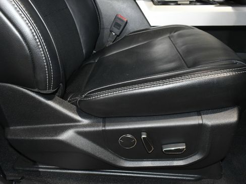 Used 2019 Ford F250 Lariat w/ Lariat Ultimate Package image 14