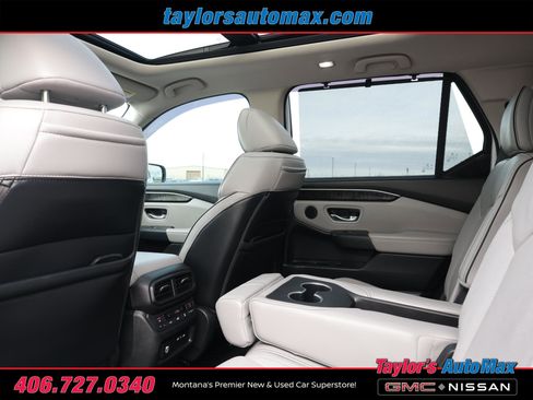 Used 2025 Honda Pilot Elite image 38