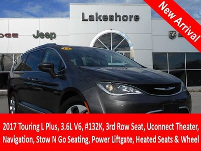 Used 2017 Chrysler Pacifica Touring-L Plus