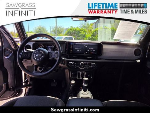 Used 2026 Jeep Wrangler Unlimited Sport AWD/4WD image 23