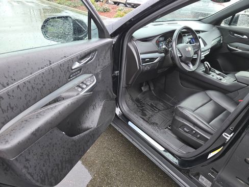 Used 2020 Cadillac XT4 Premium Luxury image 23