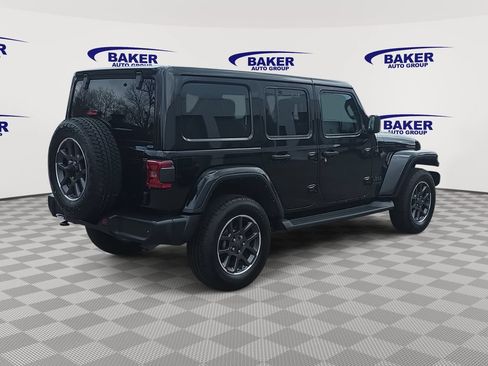 Used 2021 Jeep Wrangler Unlimited Sahara AWD/4WD image 3
