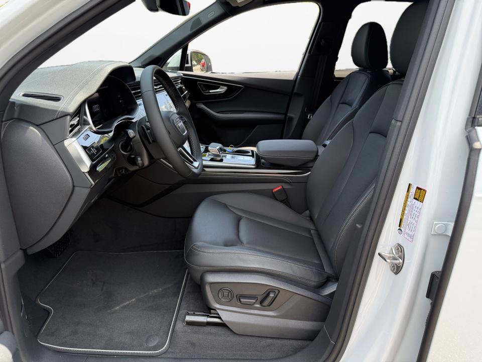 New 2026 Audi Q7 3.0T Premium Plus AWD/4WD image 9