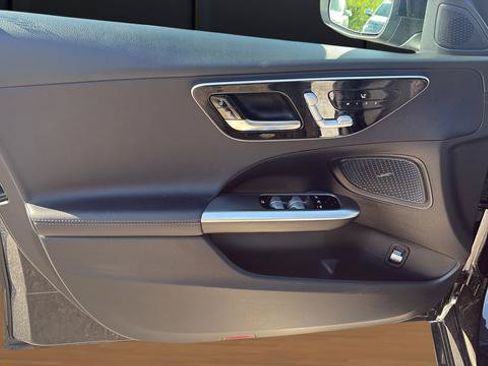 Used 2025 Mercedes-Benz C 300 Sedan image 21