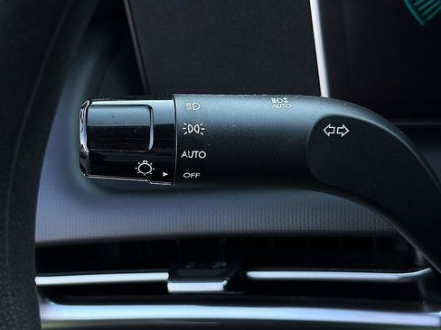Certified 2025 Hyundai Tucson SEL FWD image 19
