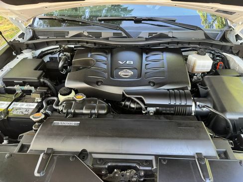 Used 2023 Nissan Armada SL w/ Captain's Chairs Package RWD image 28