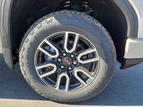 New 2026 GMC Sierra 1500 AT4 w/ AT4 Premium Package image 7