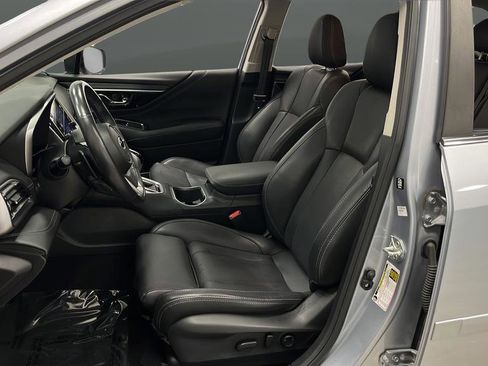 Used 2022 Subaru Outback Limited image 9