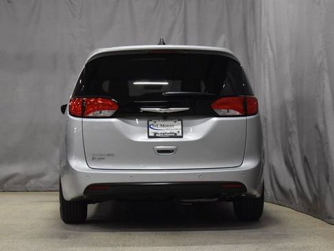 New 2026 Chrysler Voyager LX image 8