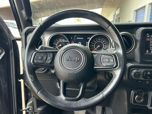 Used 2020 Jeep Wrangler Sport AWD/4WD image 10