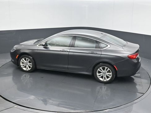 Used 2015 Chrysler 200 Limited w/ Convenience Group image 15