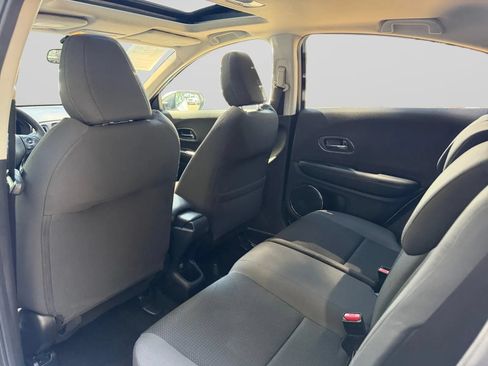 Used 2022 Honda HR-V EX image 25