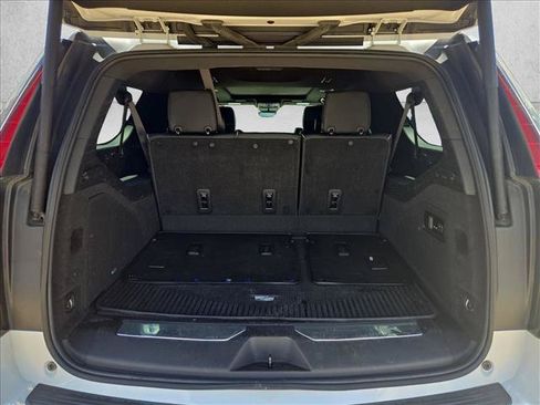 Used 2022 Cadillac Escalade ESV Sport w/ Touring Package AWD/4WD image 6