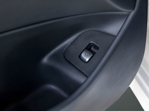 Used 2020 Mercedes-Benz E 350 Sedan image 42